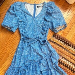 Missguided Blue Puff Sleeve V-Neck Mini Dress